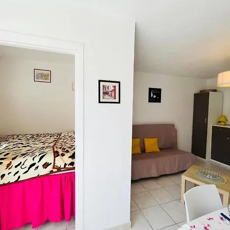 Confortable A - Acces Plage, Parking Inclus, Linge Fourni - Fr-1-63-330